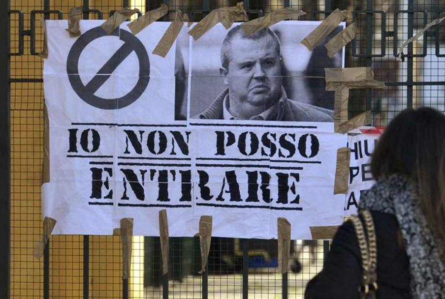 I tifosi del Parma non risparmiano nemmeno l&#39;ex numero uno ducale Tommaso Ghirardi. Ecco il monito a lui rivolto fuori dal Tardini. Ap